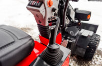 Mini laadur Stark SK150 lähivaade